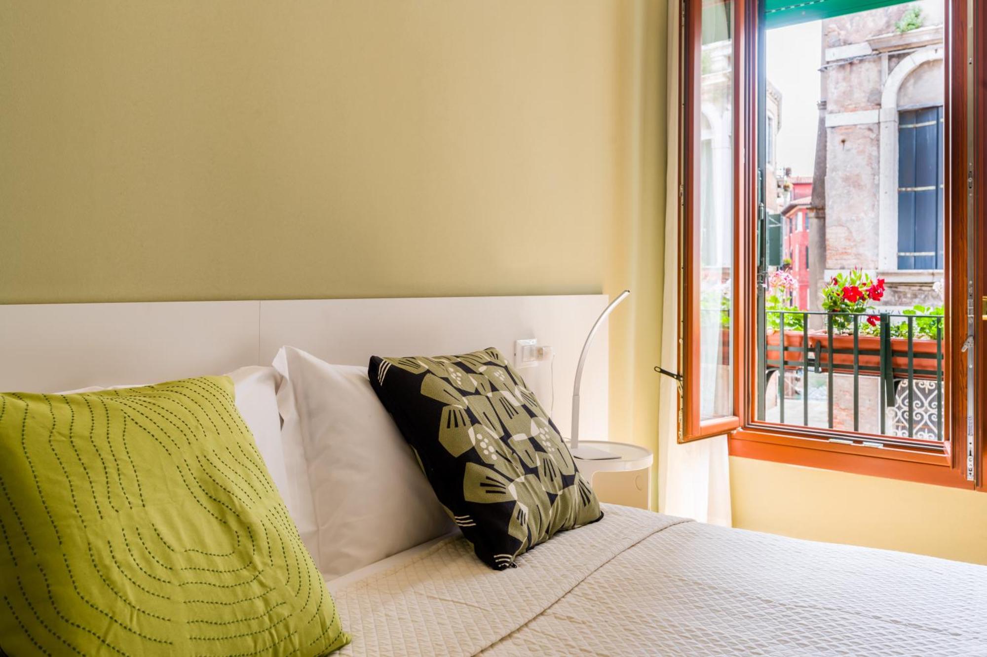 Ca Del Bezzo - Comfort & City View Venecia Exterior foto